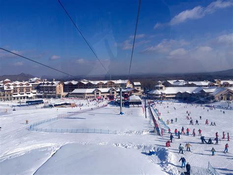 天泰温泉滑雪场雪圈