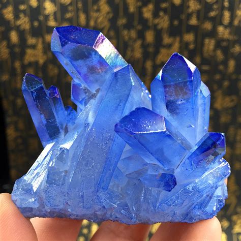 天然蓝色水晶
