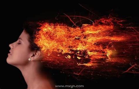 女人梦见火是什么预兆