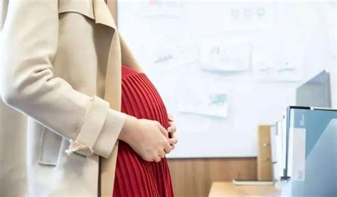 女员工怀孕可以以别的理由辞退吗