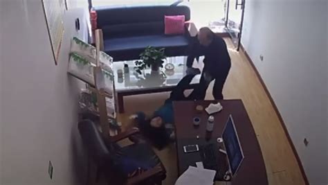 女子被老公殴打视频