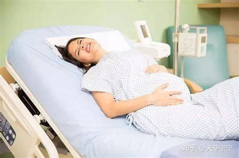 孕妇早期做梦会引起宫缩吗