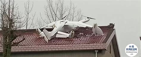 安徽飞机坠落视频
