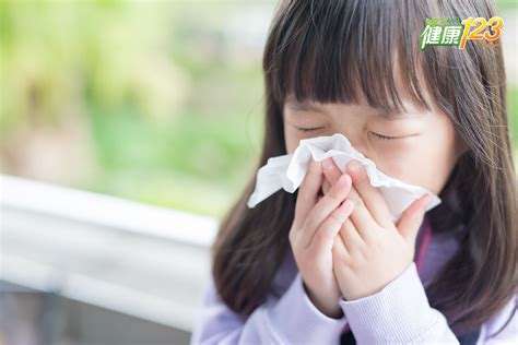 宝宝流鼻涕发烧一般是什么感冒