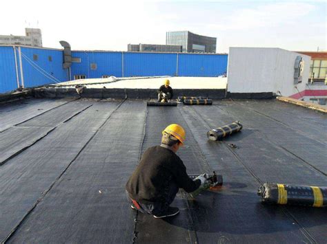 屋顶防水翻新施工步骤