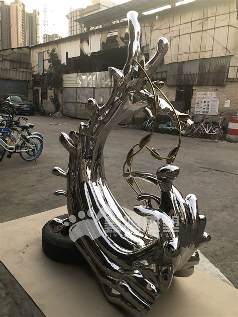 广东定制不锈钢雕塑摆件大量销售