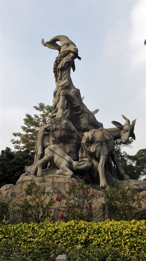 广州城市广场雕塑制作