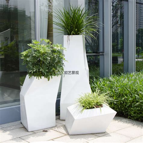 广州玻璃钢花盆设计厂家