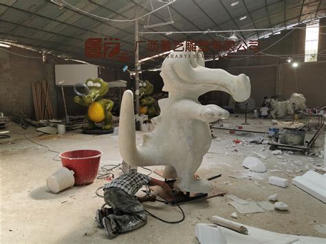 广西玻璃钢动物雕塑制作工厂