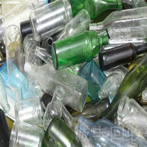废塑料废玻璃属于可回收垃圾