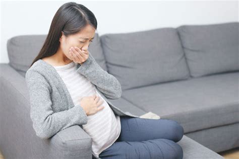 怀孕期间老公也会孕吐