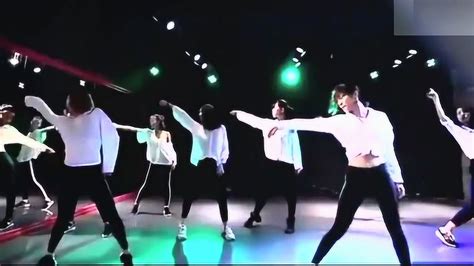 抖音98k原版舞蹈视频