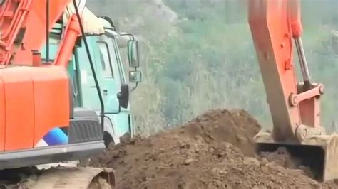 挖掘机怎么运营