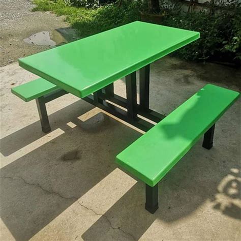 新兴县玻璃钢餐桌椅公司