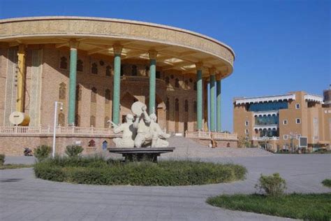 新疆哈密市政府网站