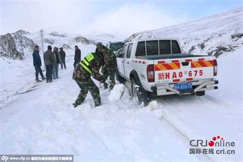 新疆阿勒泰部分地区突降暴雪