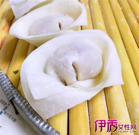方形饺子皮的简单包法