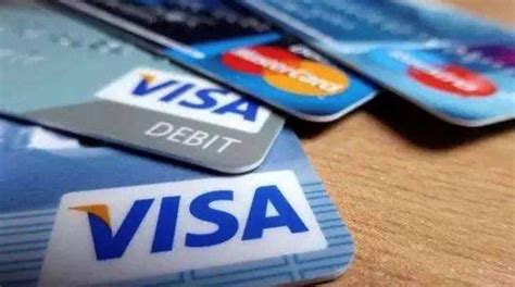 旅游签证在美国怎么办银行卡