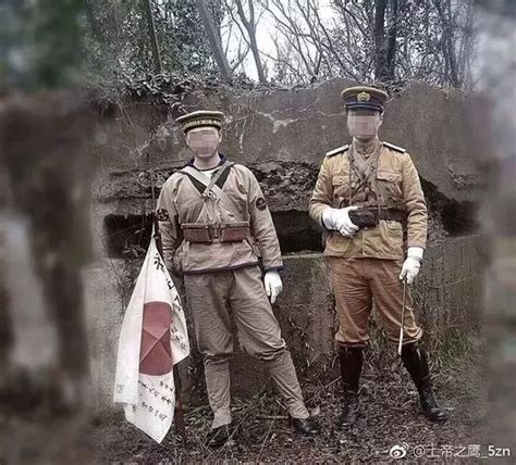 日本人来到中国穿日本军服被抓