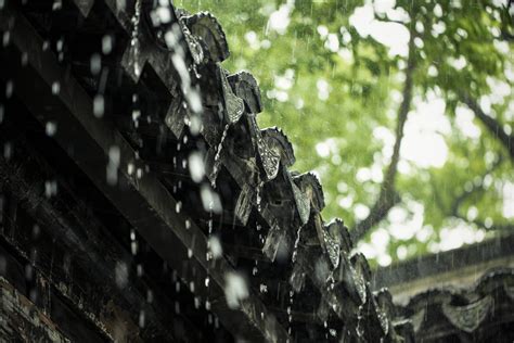 日本和中国的梅雨季