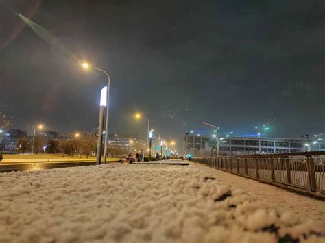 晚上11点北京下雪
