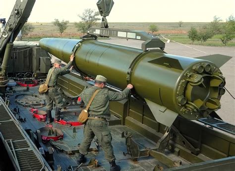 普京在白俄西部边境部署战术核武