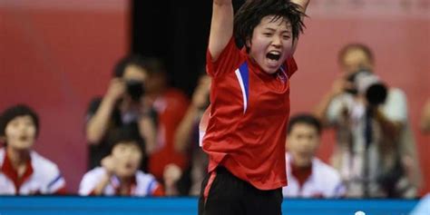 朝鲜女乒团体照片