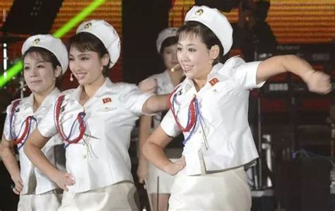 朝鲜女子天团图片