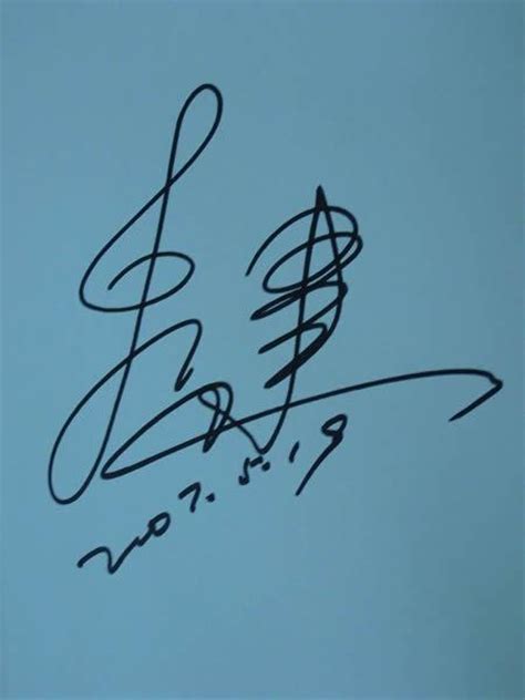 李健签名简单漂亮