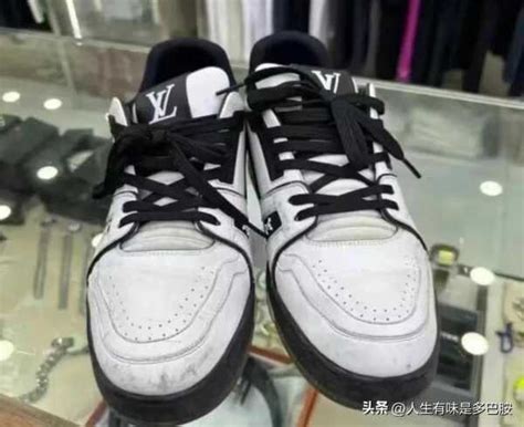 杭州女子报警称价值2万的lv鞋被偷