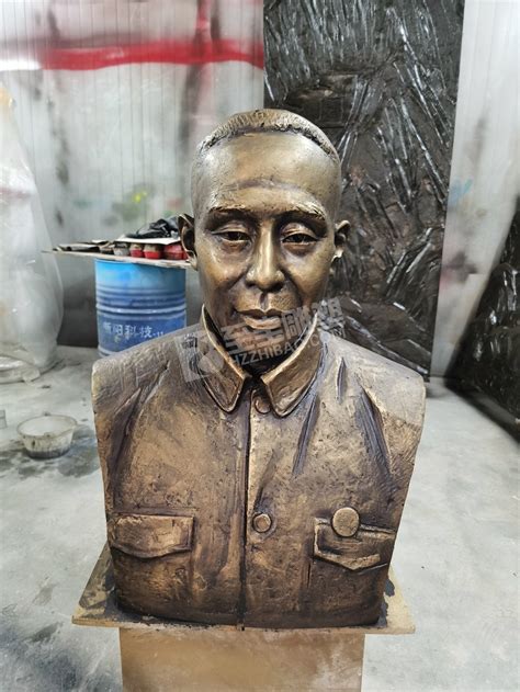 杭州定制玻璃钢人物雕塑