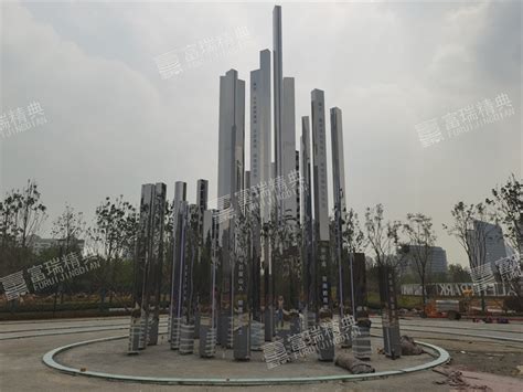 枣庄公园玻璃钢雕塑生产厂家