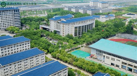 武汉工商学院有多少在校生