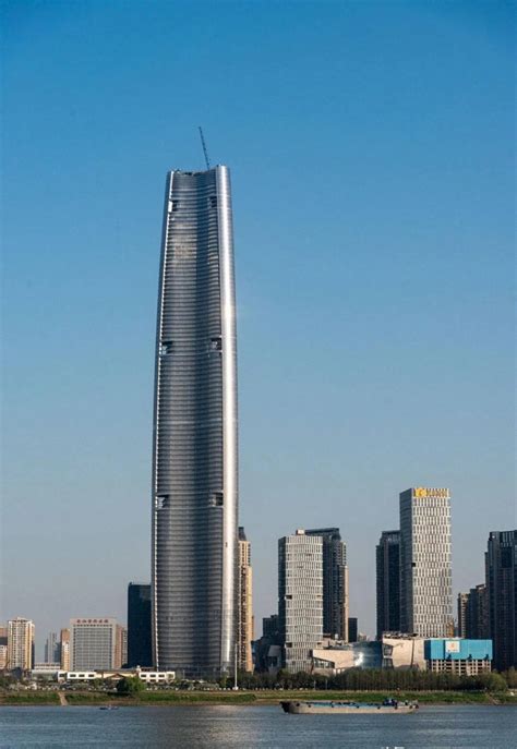 武汉第一高楼636米现在完工没有