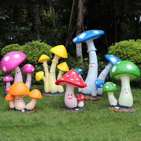 水泥蘑菇雕塑图片