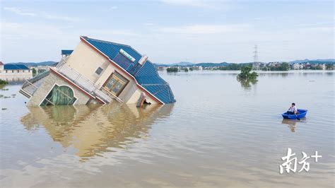 汛期洪水航拍