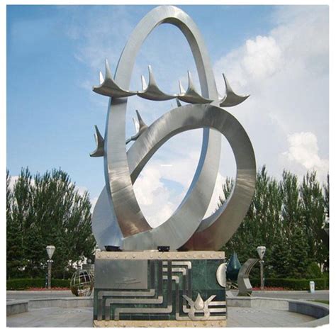 河南专业校园玻璃钢景观雕塑制作