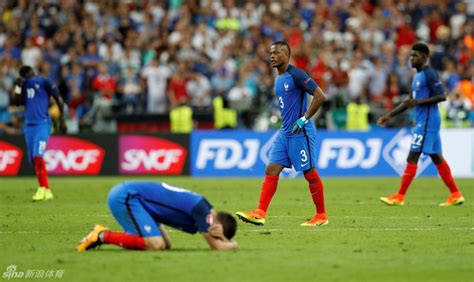 法国队输球又输人