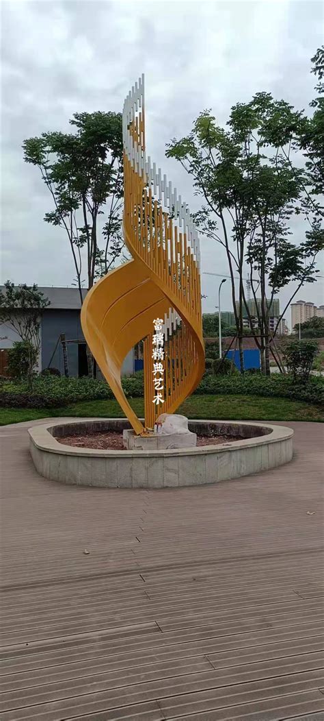 泸州玻璃钢雕塑设计