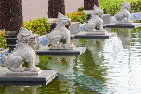 海南青铜雕塑图片