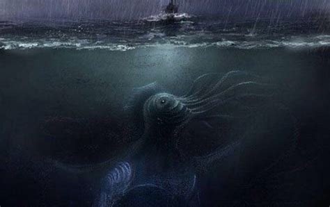 海底恐怖巨大生物图片