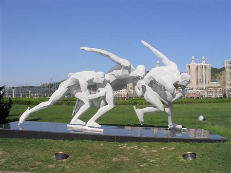 深圳公园雕塑图片