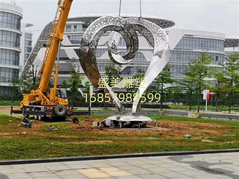 漳州广场大型不锈钢雕塑