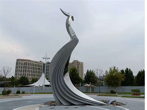 潍坊公园玻璃钢雕塑定制