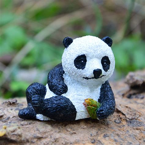 熊猫树脂雕塑
