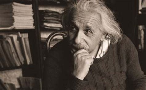 爱因斯坦名人故事简短观后感