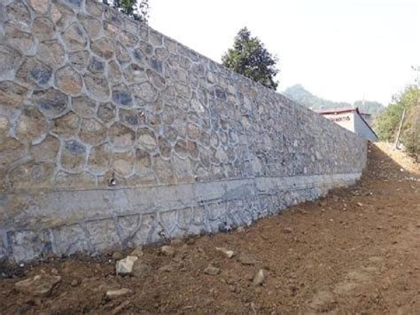 片石挡土墙施工方案