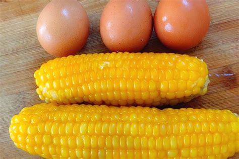 玉米和鸡蛋可以一起煮吗煮多久