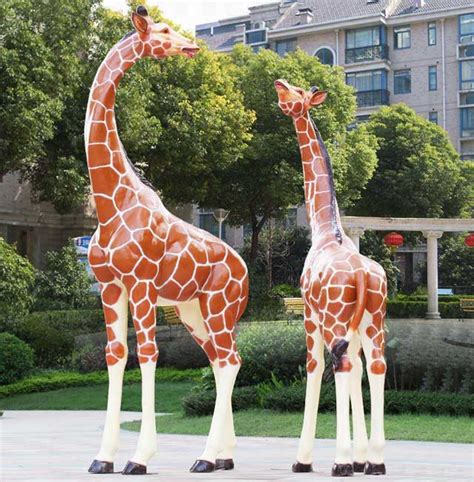 玻璃钢动物卡通长颈鹿雕塑