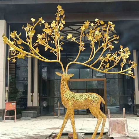玻璃钢鹿雕塑厂家定制